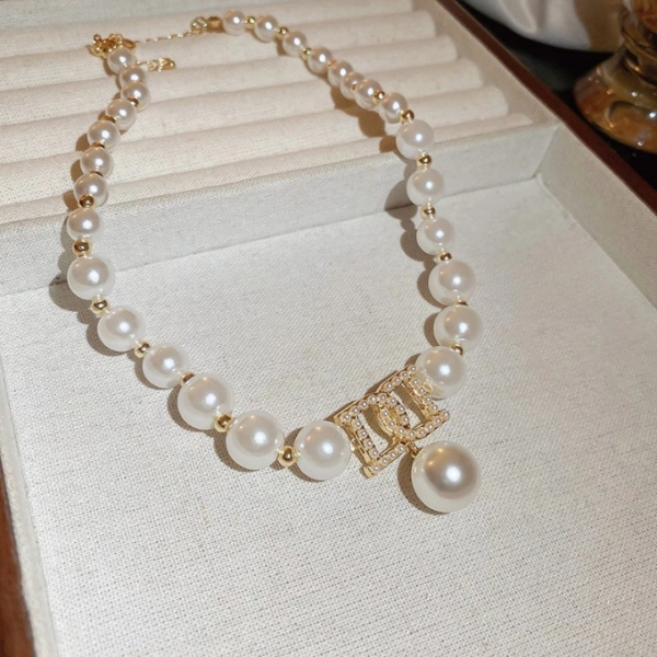 DREJEW สร้อยคอโซ่จี้ตัวอักษรประดับไข่มุก หรูหราระดับไฮเอนด์ - Image 3