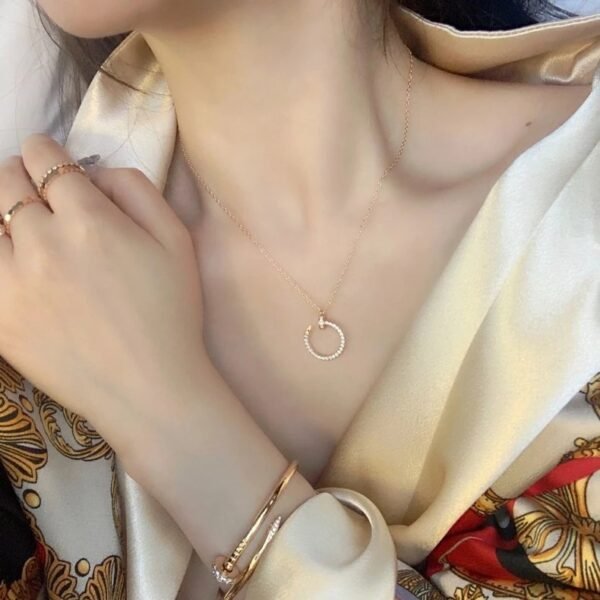 สร้อยคอหญิง ซุปเปอร์แฟลชจี้ตะปู สไตล์เกาหลี - Image 2