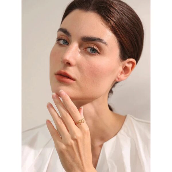 Stainless Steel Bow Knot Finger Ring 18K - Image 2